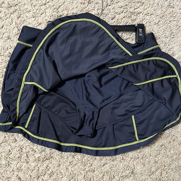 ZeroXposur Swim Wear XL 2 piece - Picture 3 of 7